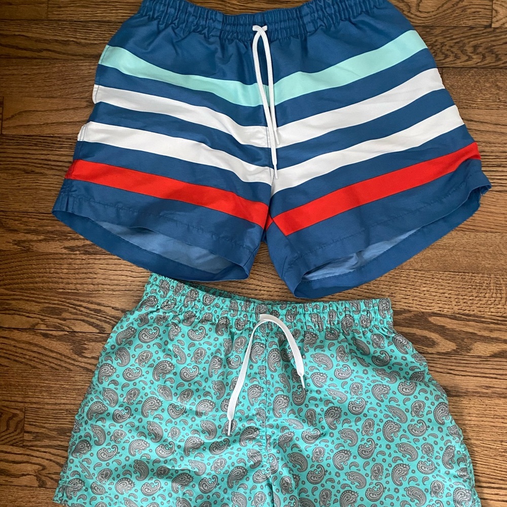 Mixed Lot of Men’s chubbies Swim Trunks Size L EUC